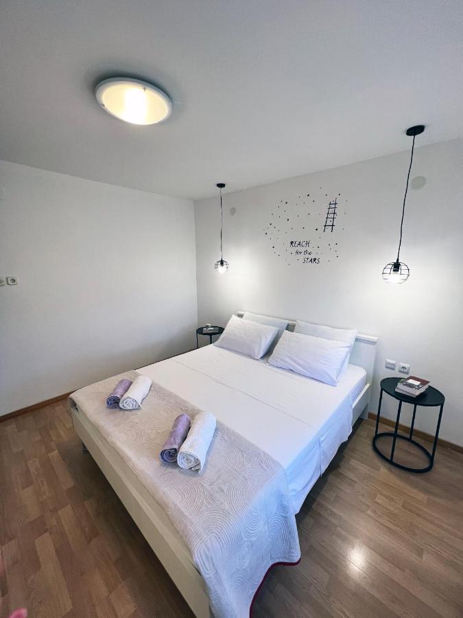 קרק New Apartment Ema I מראה חיצוני תמונה